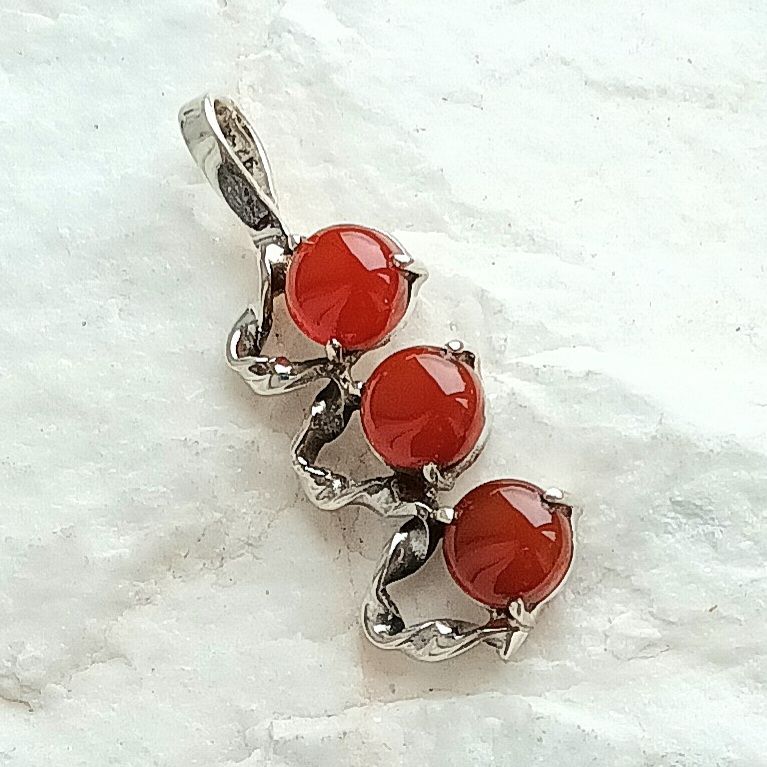 Carnelian Gemstone Silver Ornate Pendant