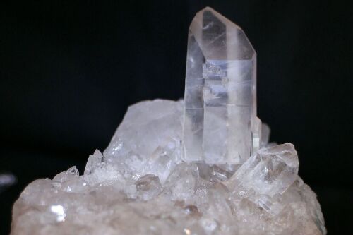 rock-crystal-238075_1280