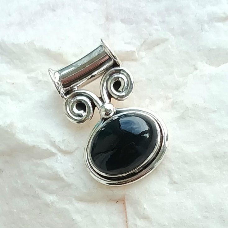 Black Onyx Ornate Gemstone Silver Pendant