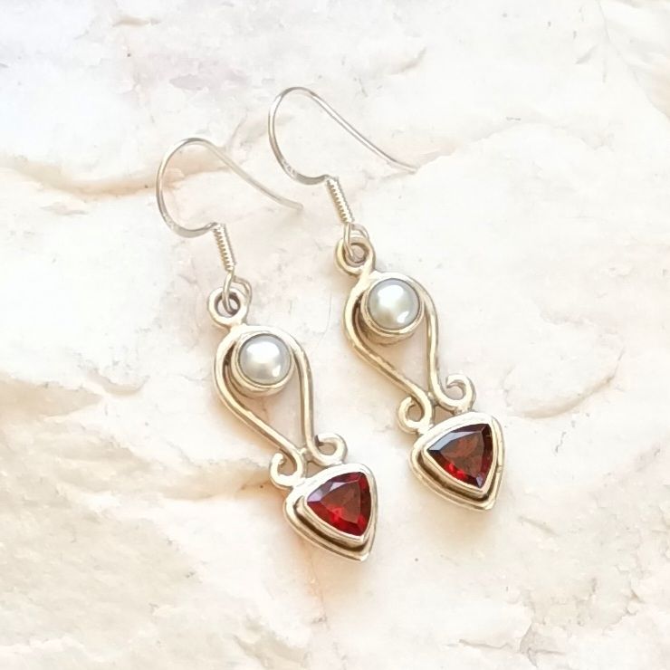 Garnet Pearl Gorgeous Silver Crystal Earrings