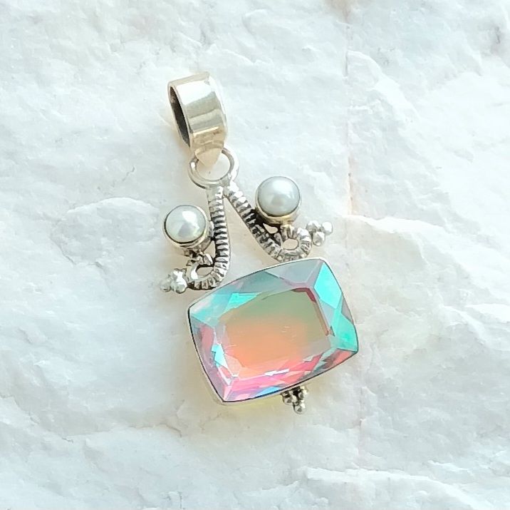 Mystic Quartz Marvellous Sterling Silver Crystal Gem Pendant
