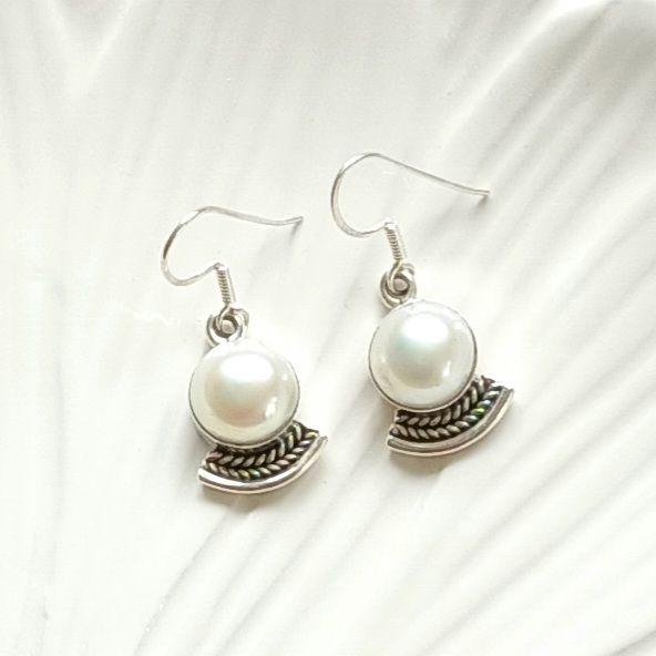 Freshwater Pearl Art Deco Style Earrings