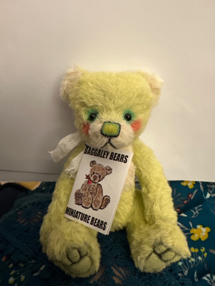 Pistachio by Baggaley Bears