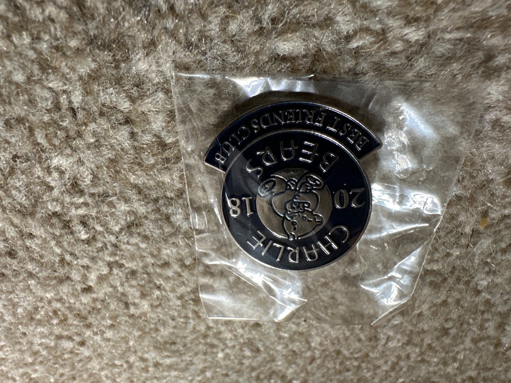Charlie bears 2018 best friends club badge