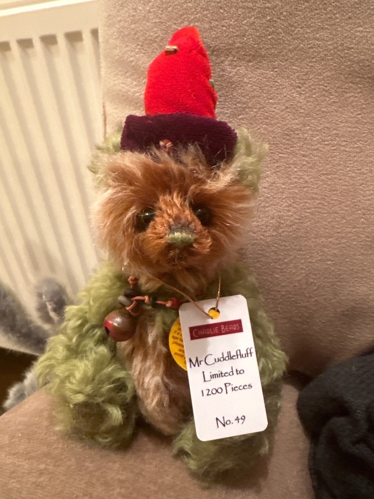 Mr cuddlefluff