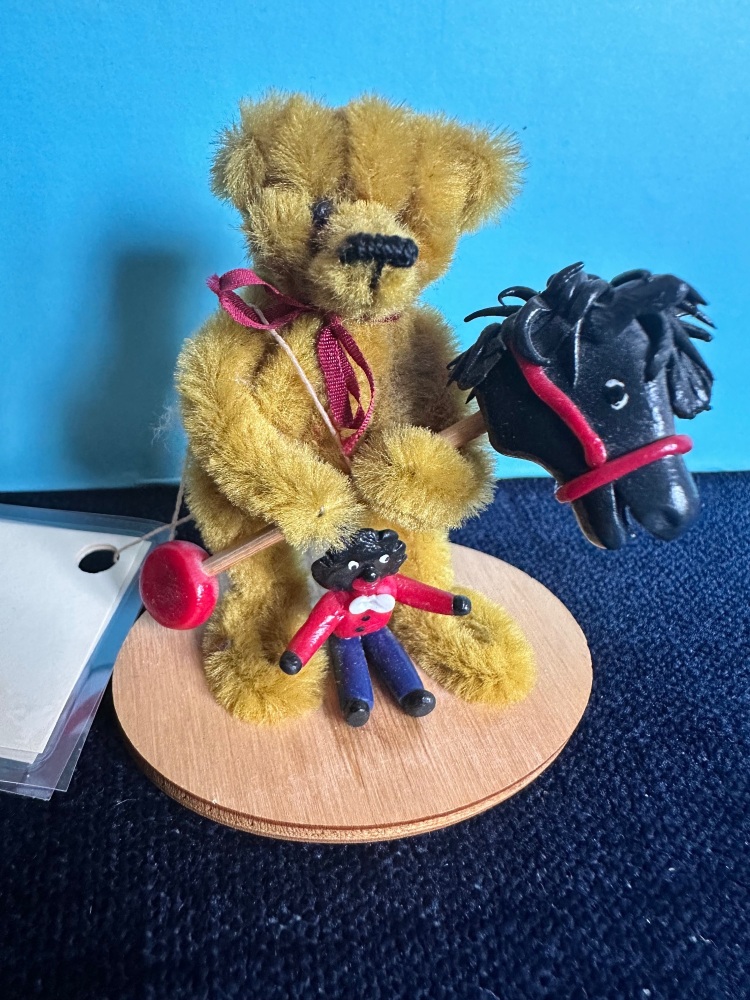 Pipedream bears