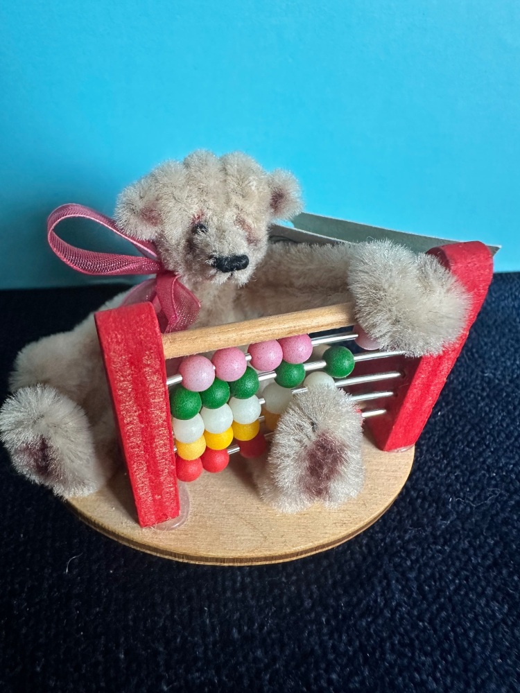 Pipedream bears