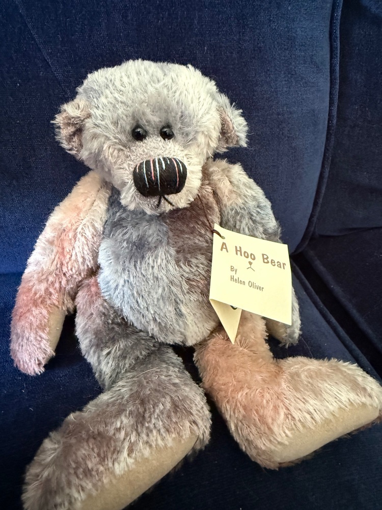 Bil Bri  by A Hoo Bear ( Helen Oliver)