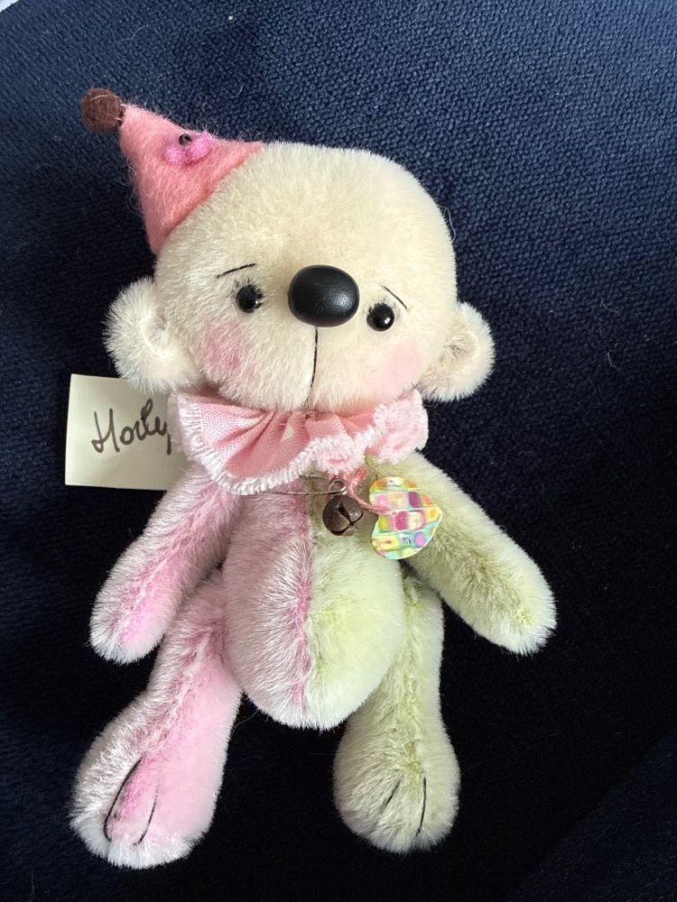 Holly by Nathalie&rsquo;s Bears
