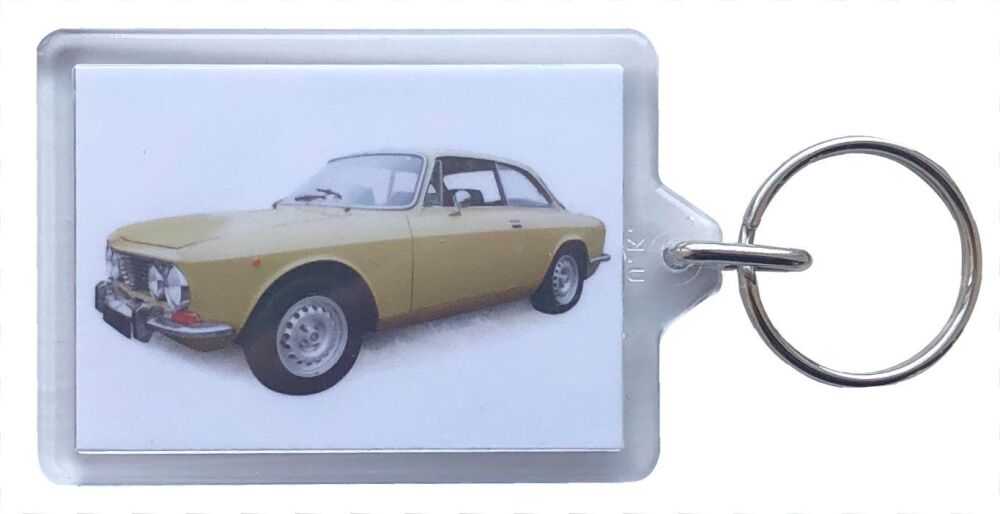 Alfa Romeo 2000GTV 1972 - Plastic Keyring with 35 x 50mm Insert - Free UK Delivery