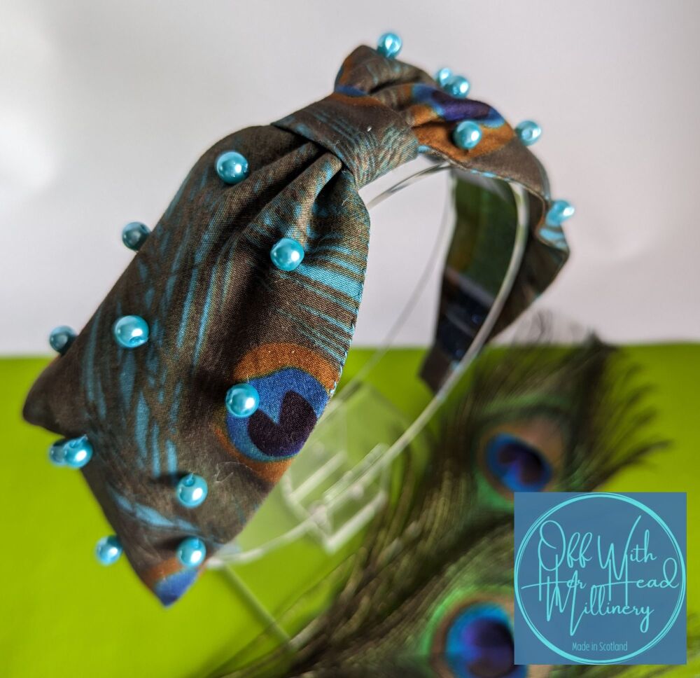 Beaded Wide Knot Headband in Peacock Feather Print