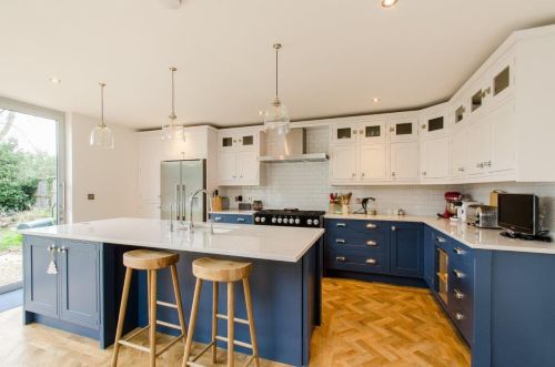 Two Tone kitchen - Herringbone Kitchens