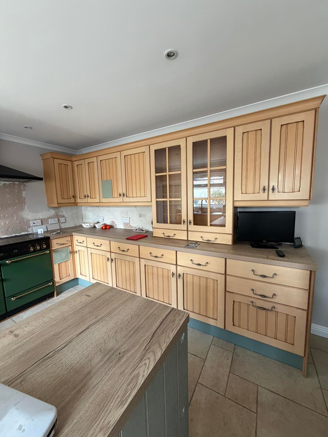 Kitchen makeover drop cloth before