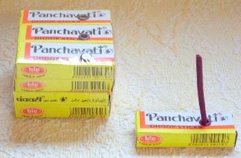 Panchavati Dhoop sticks are solid sticks of Incense, without the central ba