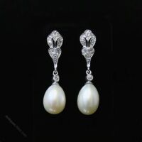 2024 silver pearl earrings