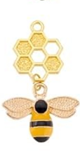 STD/B/NL/6/b - Lge Honeybee with Solid Honeycomb Necklace.