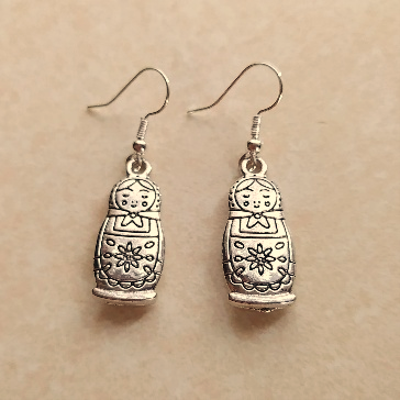 STD/G/ER/4 – Small Gold carved detailed Russian Doll double sided drop Earrings