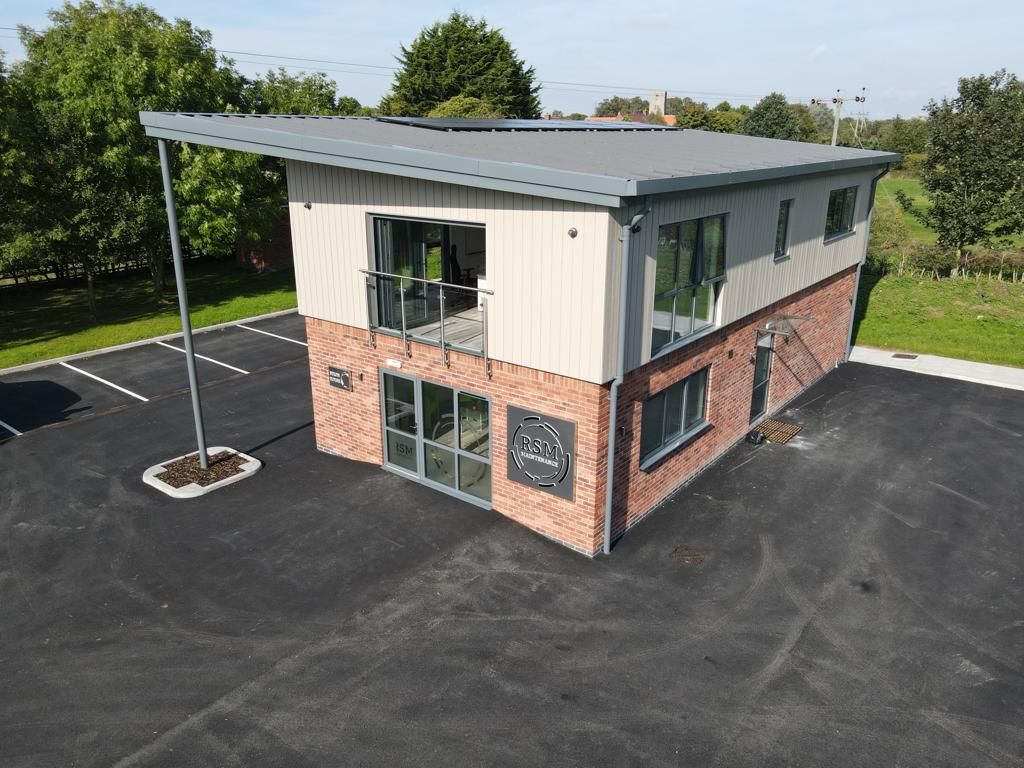 Planning permission for new commercial premises including offices and warehouses at RSM Maintenance near Lincoln