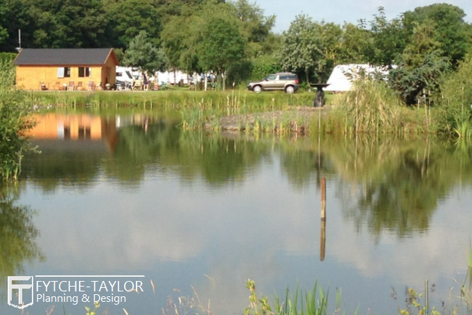 Full planning permission has been approved for new holiday lodges and fishing ponds in Thorney near Lincoln, England