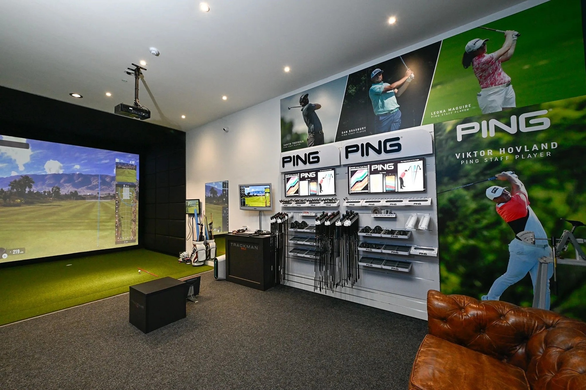 PGA-standard golf swing studio at Lincoln Golf Club featuring advanced coaching and training technology