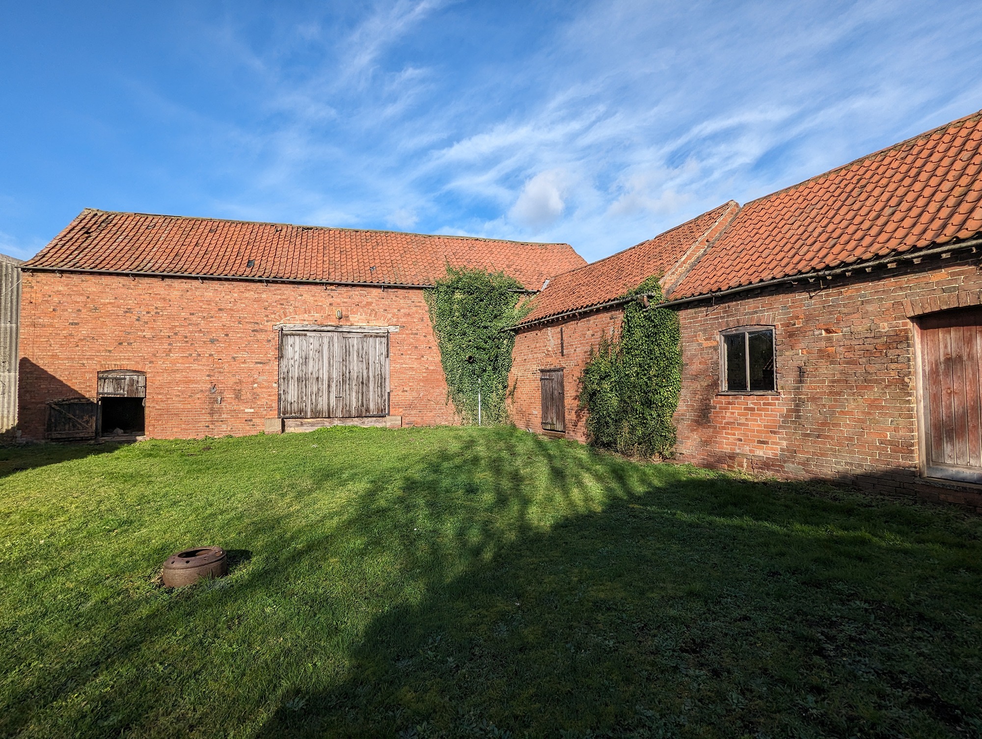Fytche-Taylor Planningâs expert evaluation of redundant farm buildings for conversion potential