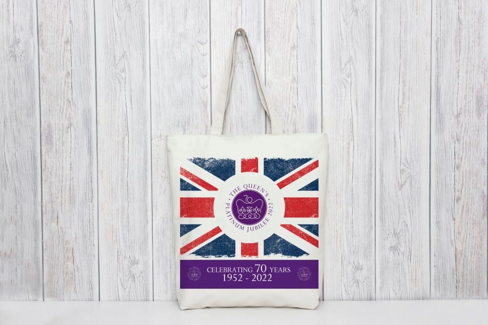 Queen Elizabeth II Tote Bag celebrating her Platinum Jubilee - Traditional Style