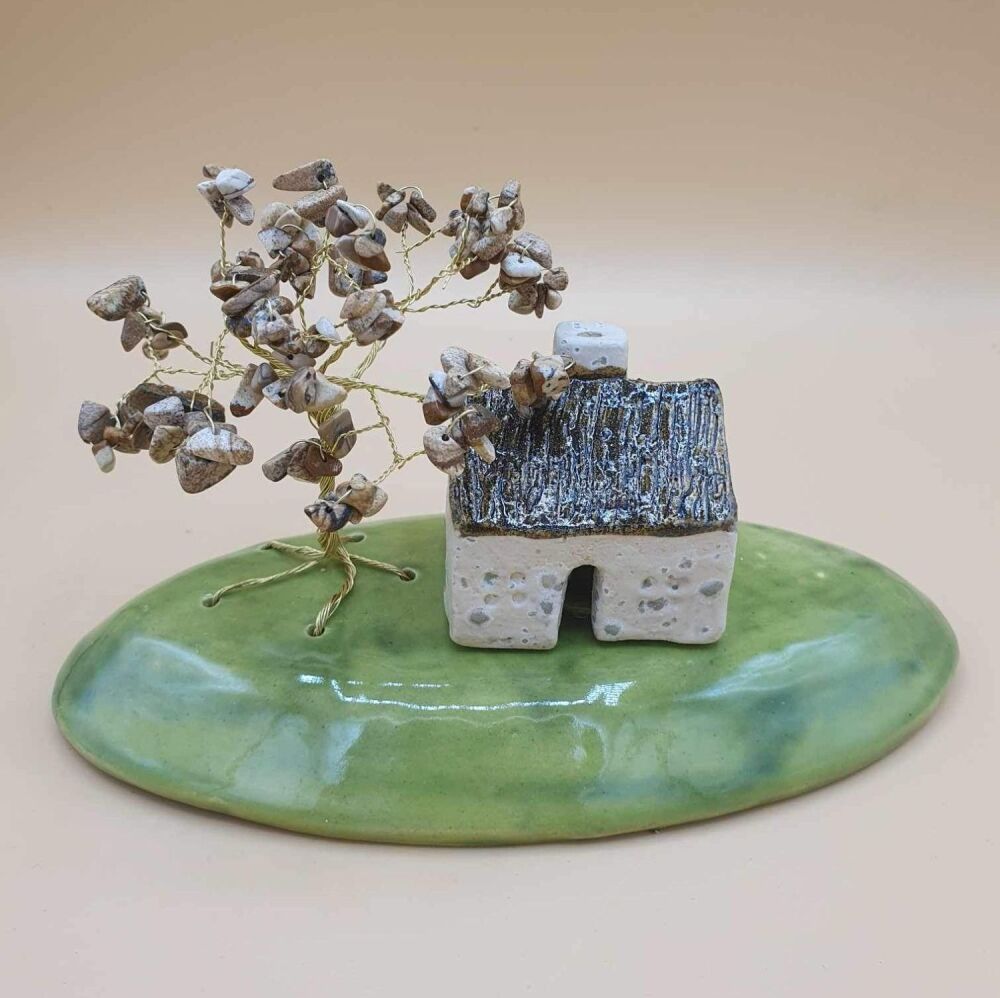 House with Picture Jasper Gem Tree