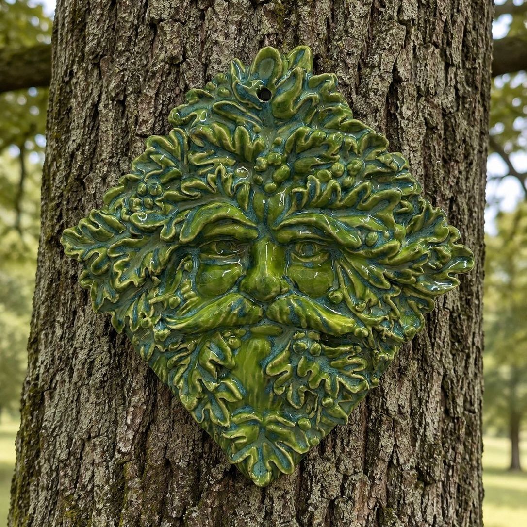 Diamond - shaped greenman - summer green