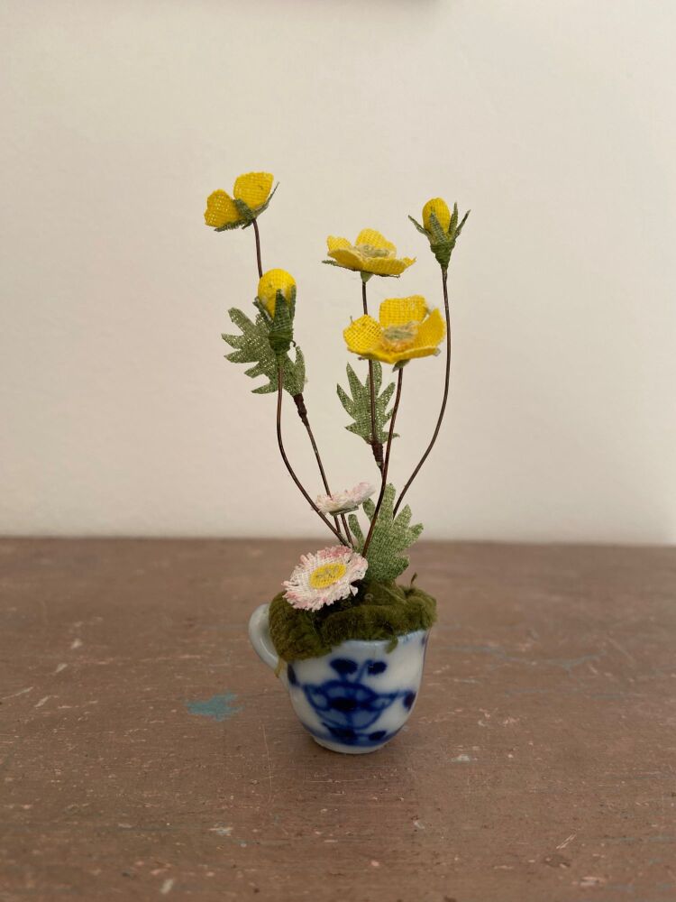 Buttercup and Daisy Cup