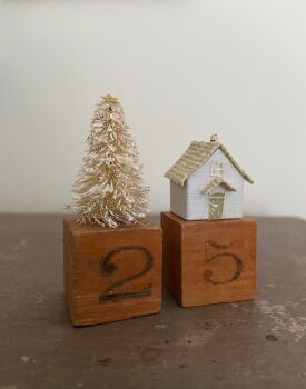 Block House - Christmas