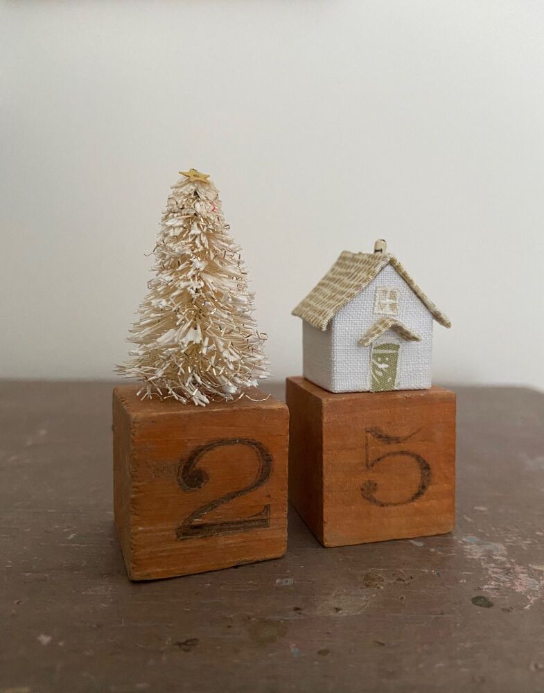 Block House - Christmas