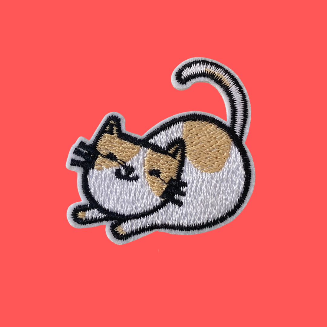 Sandy and White Cat Iron-On Patch