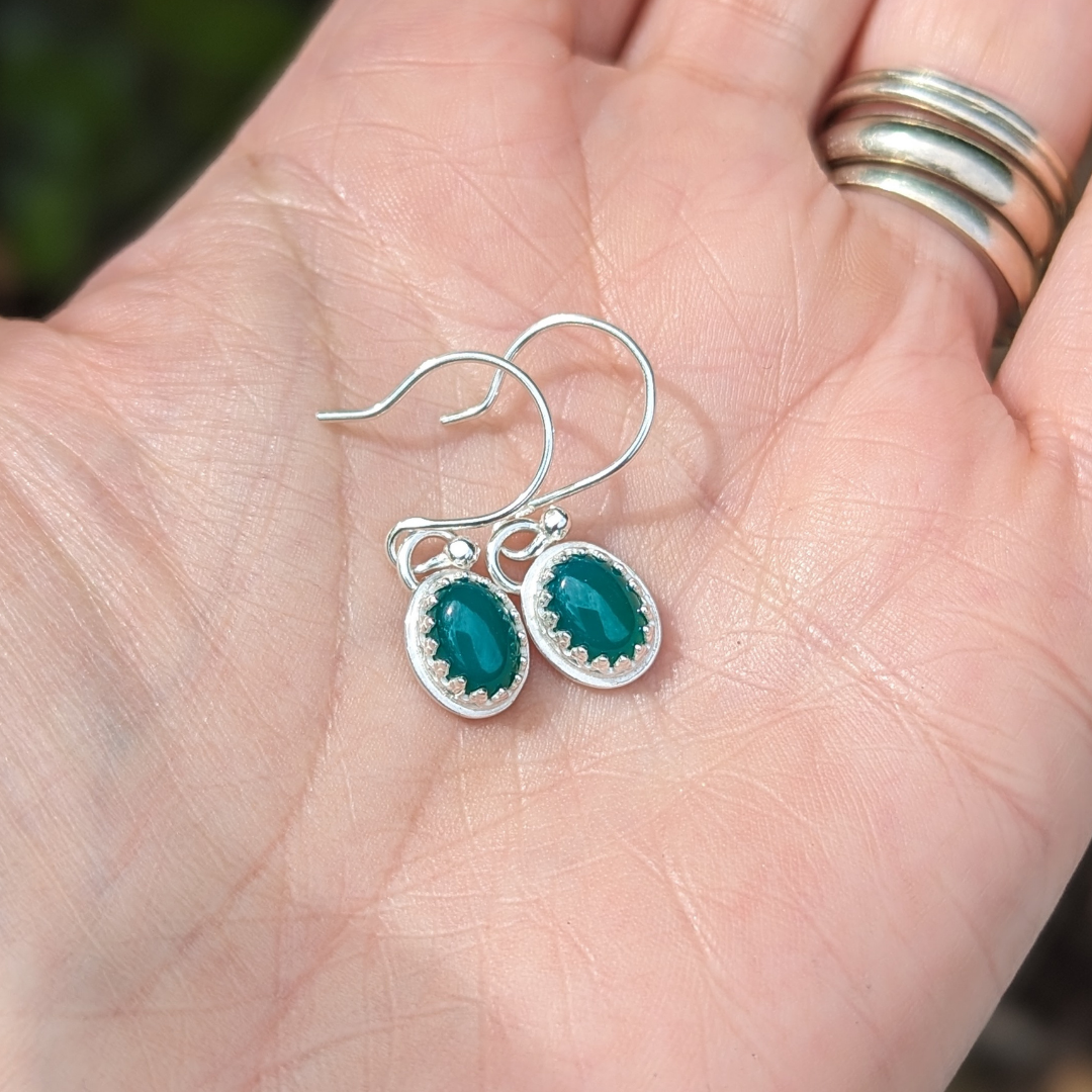 Green Onyx Gemstone Earrings | Silver Earrings