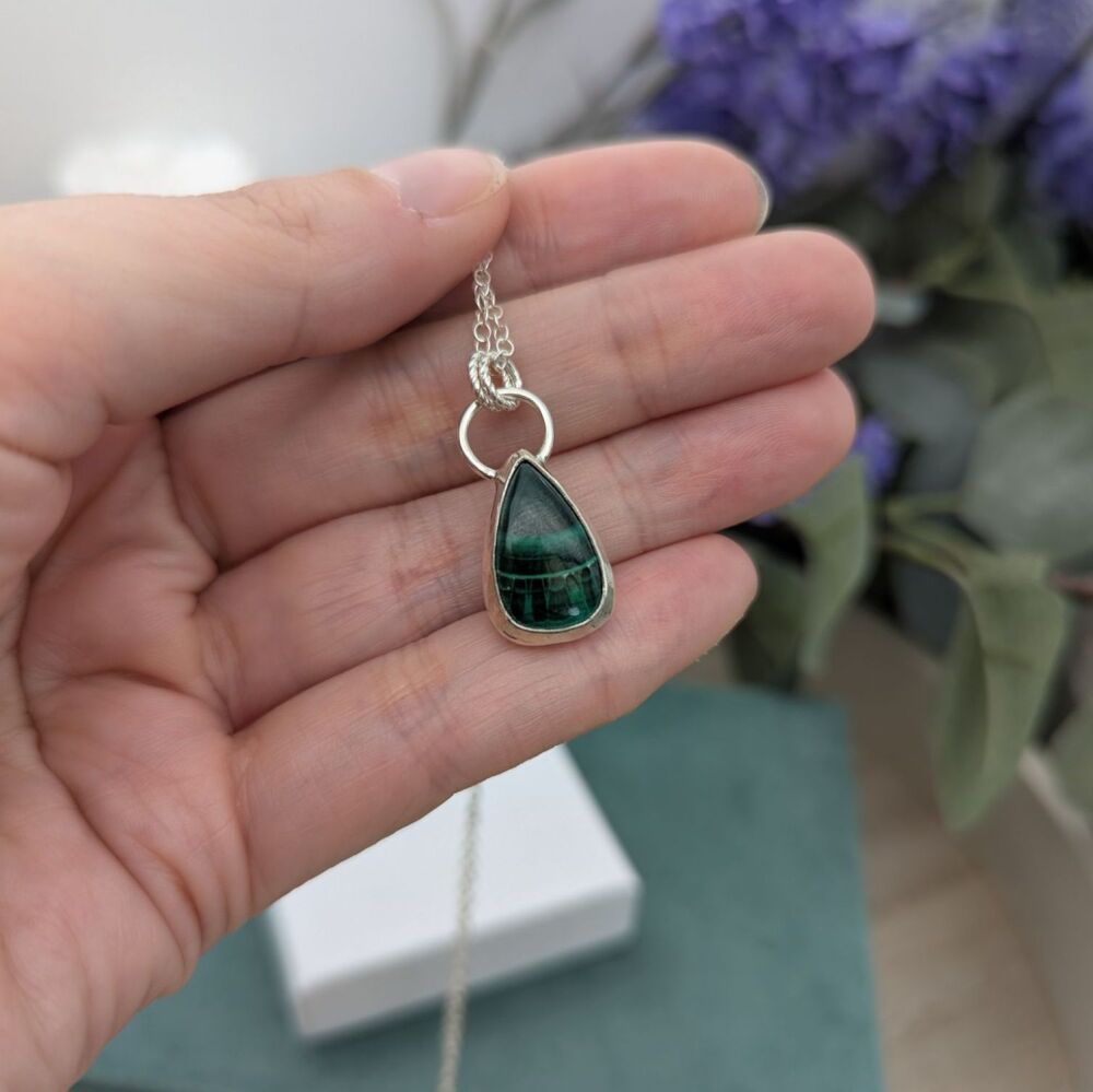 Silver Malachite Necklace - Verdant Muse