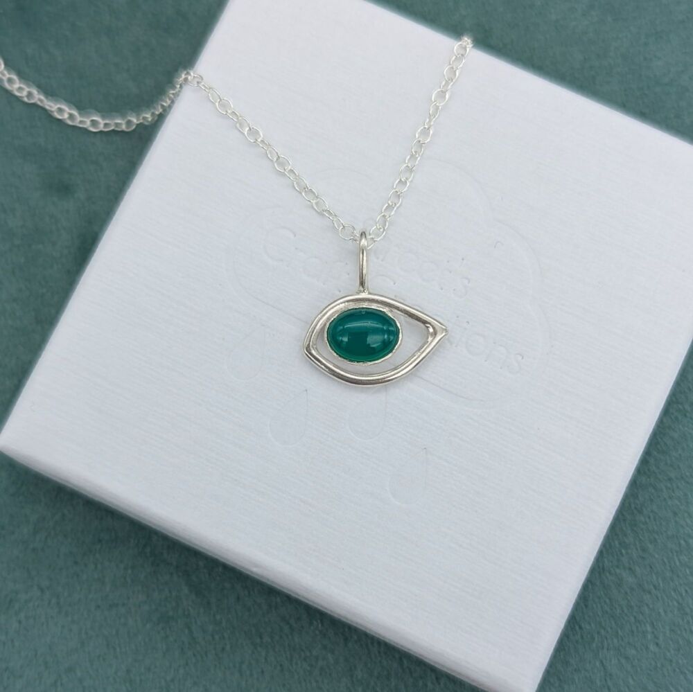 Green Onyx Eye Necklace | Silver Necklaces