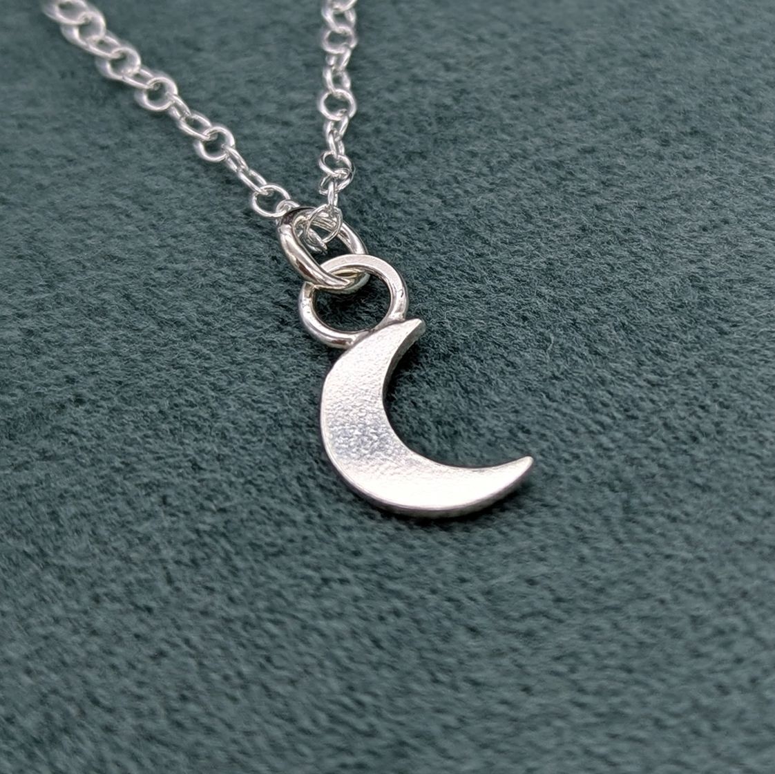 Shiny finish silver crescent moon necklace