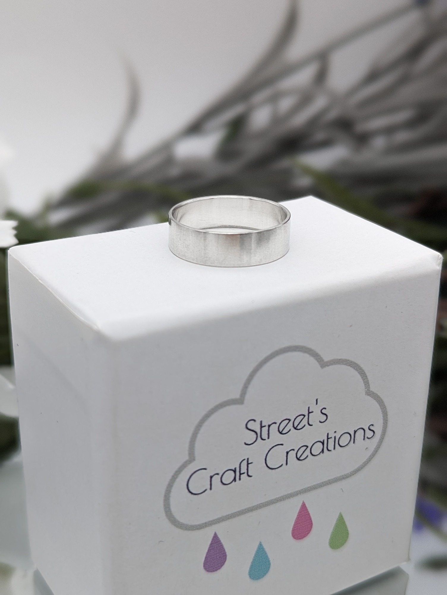 Brushed satin finish wide ring