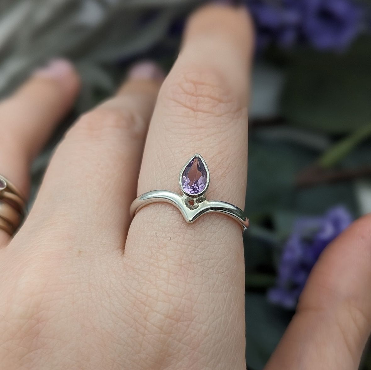Amethyst wishbone ring 