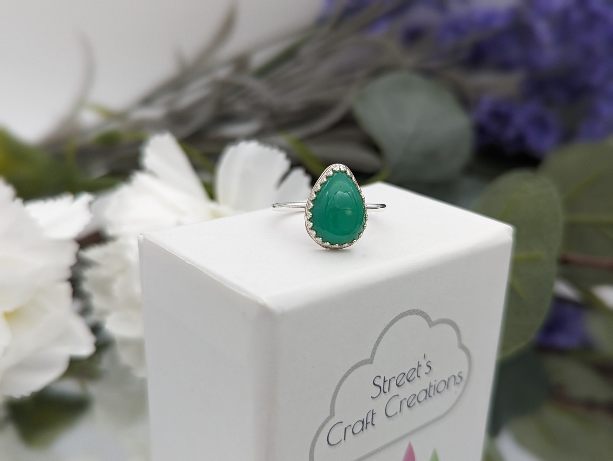 Chrysoprase silver ring