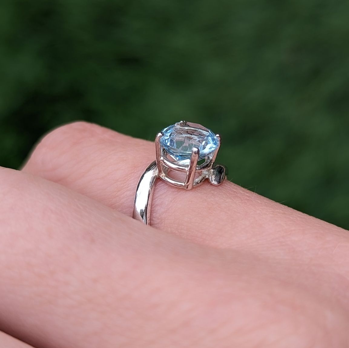 Sky blue topaz wave ring