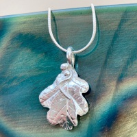 Silver Oak Leaf Pendant 