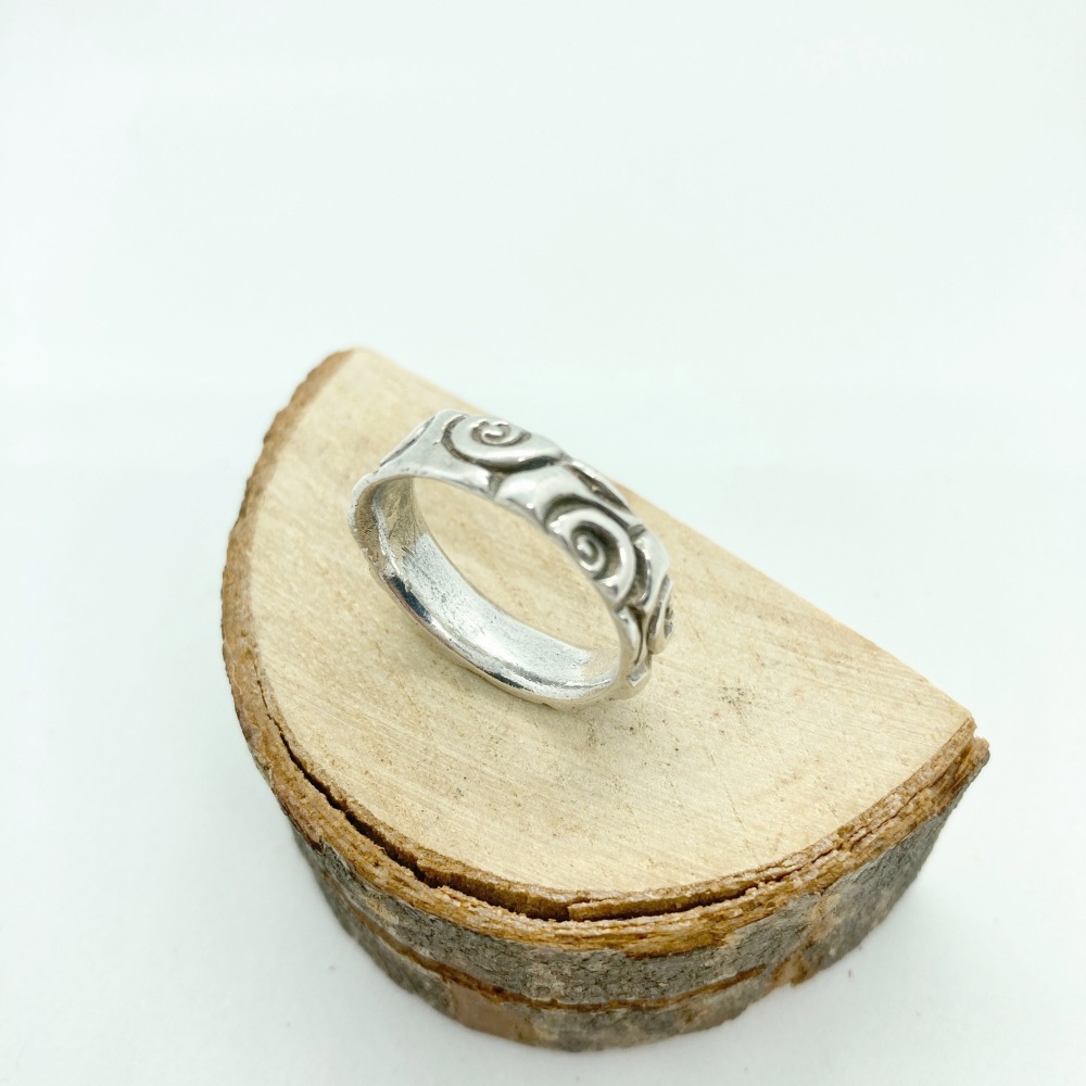 Fine Silver Shell Swirl Ring - UK ring size M