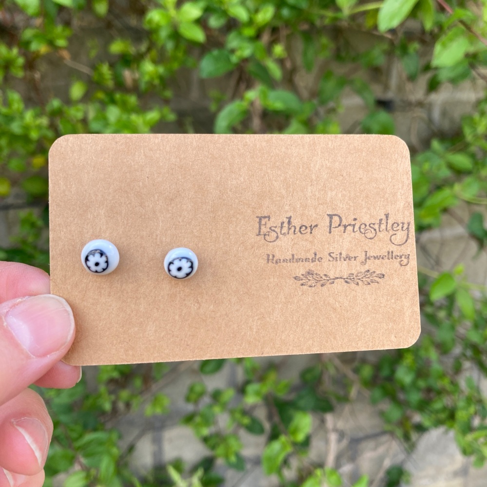 Mini Glass Studs - 10