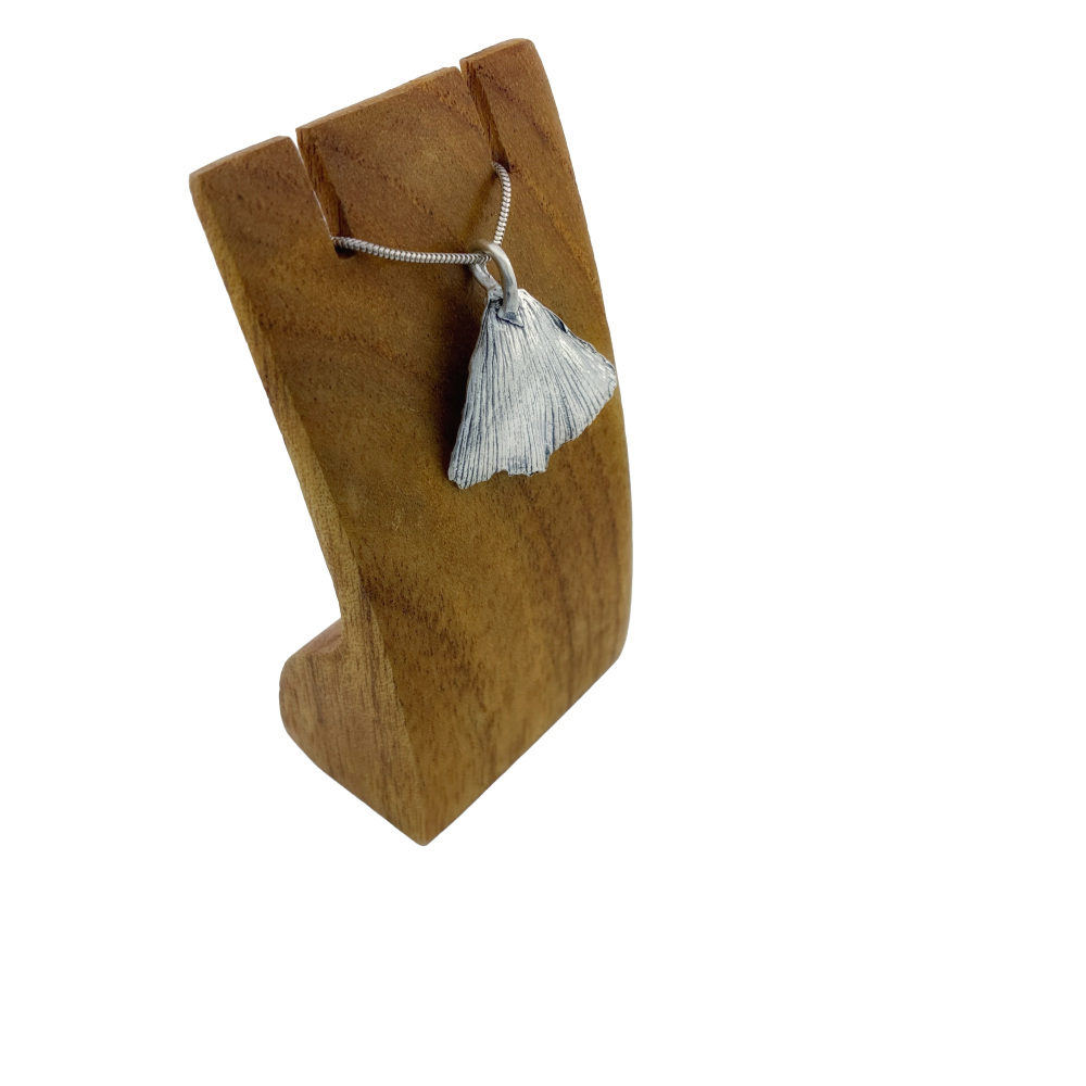 Hallmarked Ginko leaf necklace 