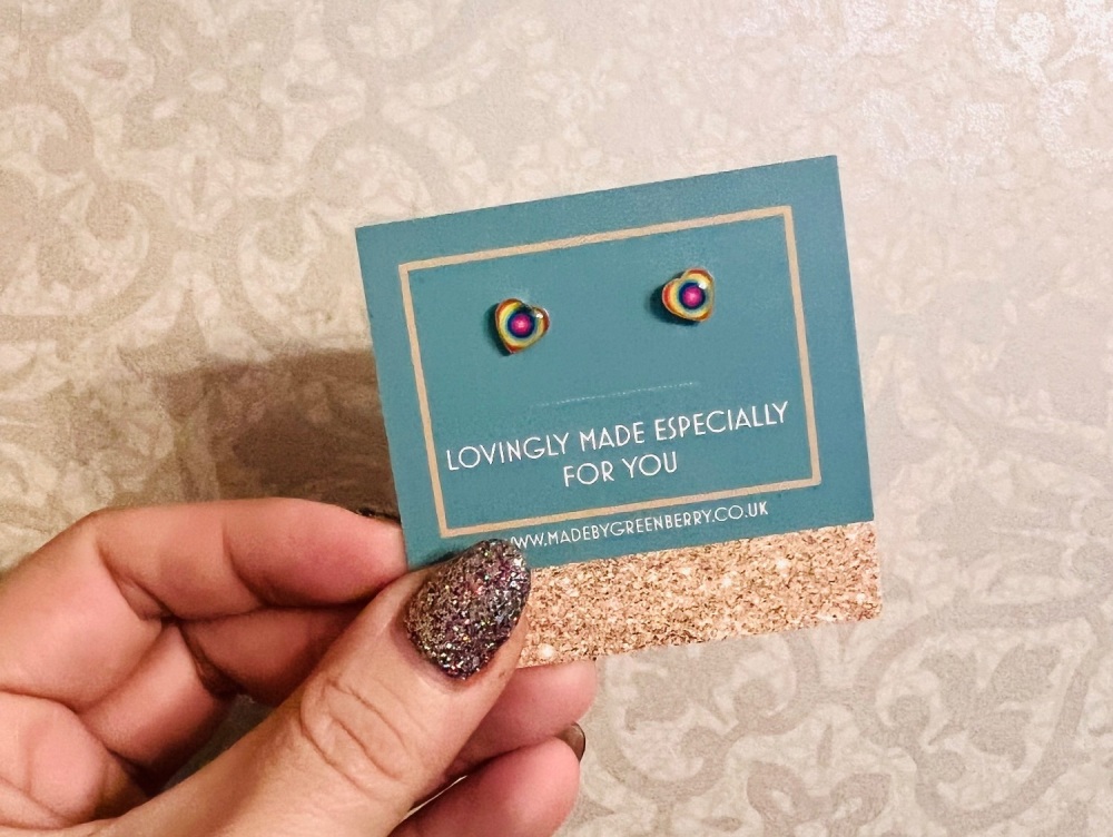 Target Heart Studs