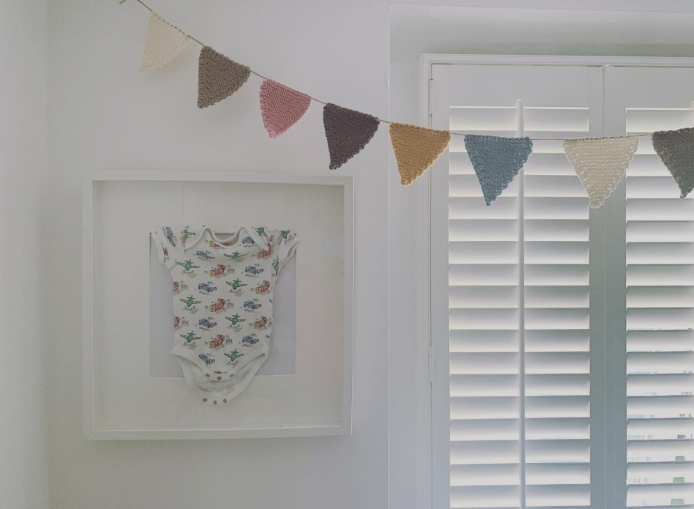 Rainbow bunting