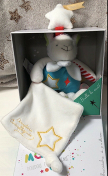 doudou et compagnie lamb comforter