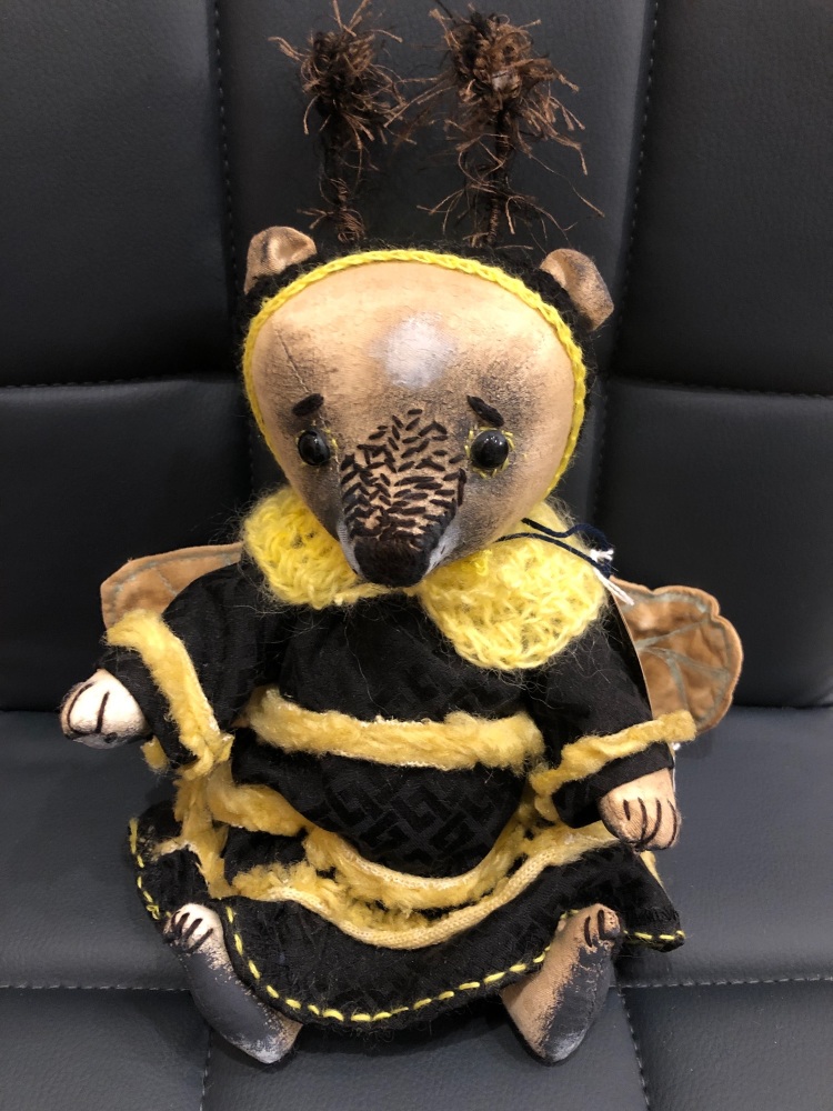 Daria Sikora - Bumble Bee Fairy