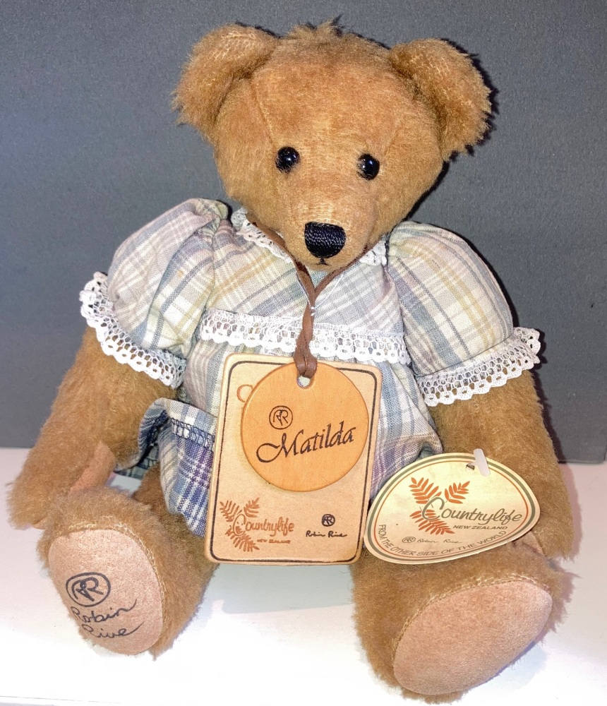 Robin rive Matilda Bear - Ltd Edition