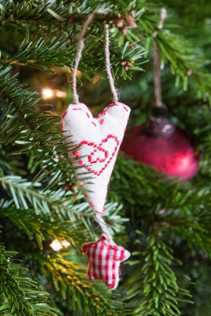 homemade heart decoration,fabric heart decoration,christmas heart decoration oxfordshire